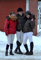 Julia, Anna ja Laura